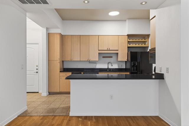 Building Photo - 3225 Turtle Creek Blvd