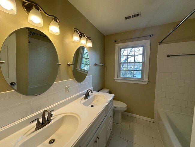 Building Photo - Call Amanda Tate at (757)289-6810 for more information