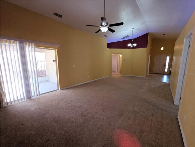 Building Photo - 2076 Newtown Rd