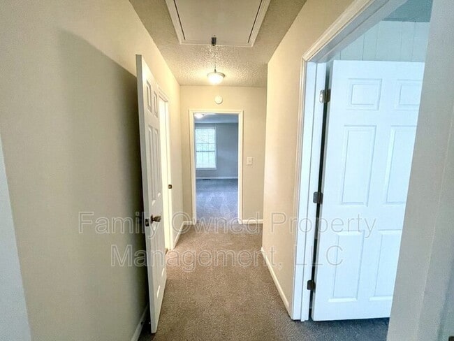 Building Photo - 214 New Grade Rd