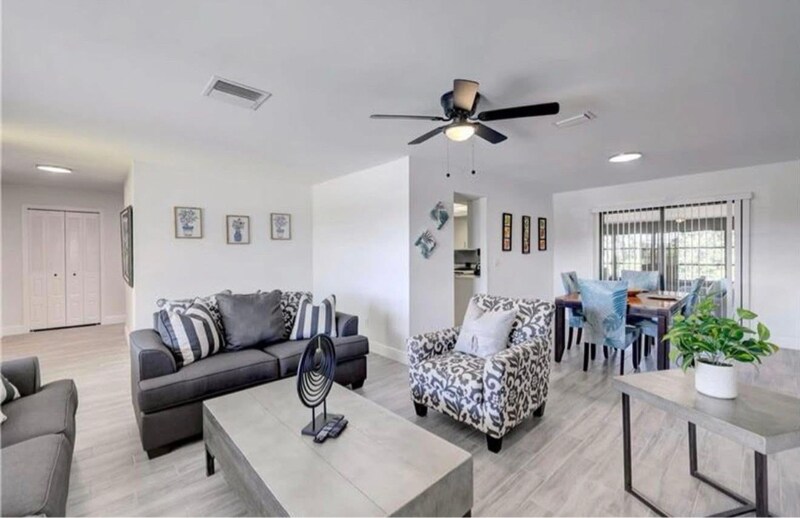 Building Photo - 543 SE Greenway Terrace