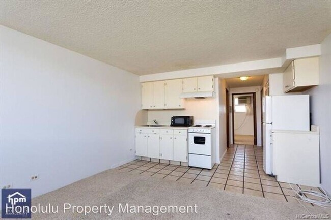 Building Photo - 1 Bedroom in Waikiki Close To Everything