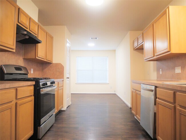 Building Photo - 2311 Flint Brook Ct