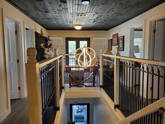 Building Photo - 209 W Olympia Ave