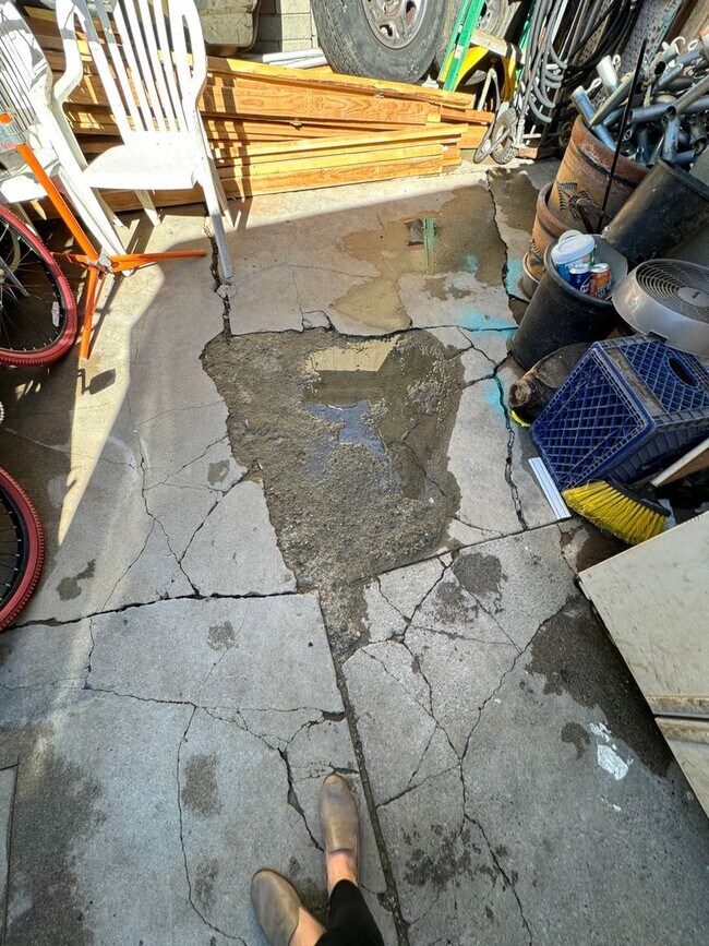Building Photo - La Habra Duplex