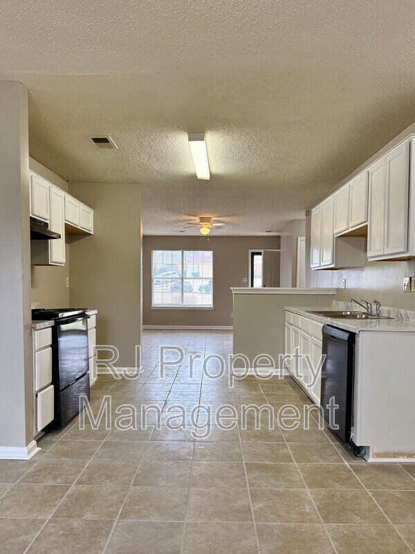 Building Photo - 4297 Kings Valley Cove E