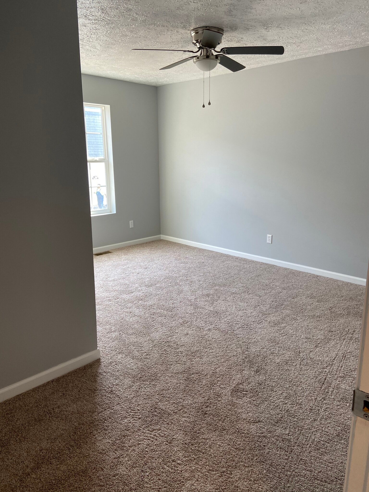Building Photo - 215 Cessna Dr