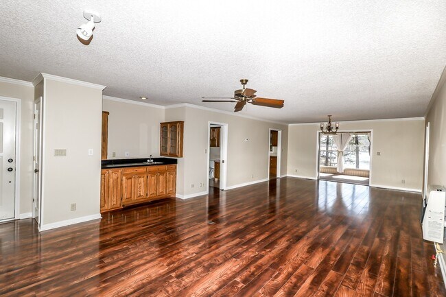 Building Photo - 2 Galeon Ln