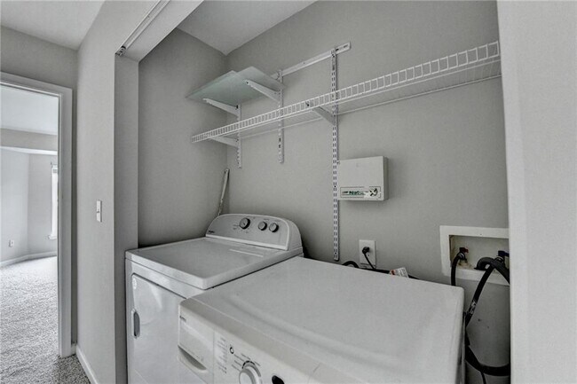Building Photo - 3187 Mill Springs Cir NE