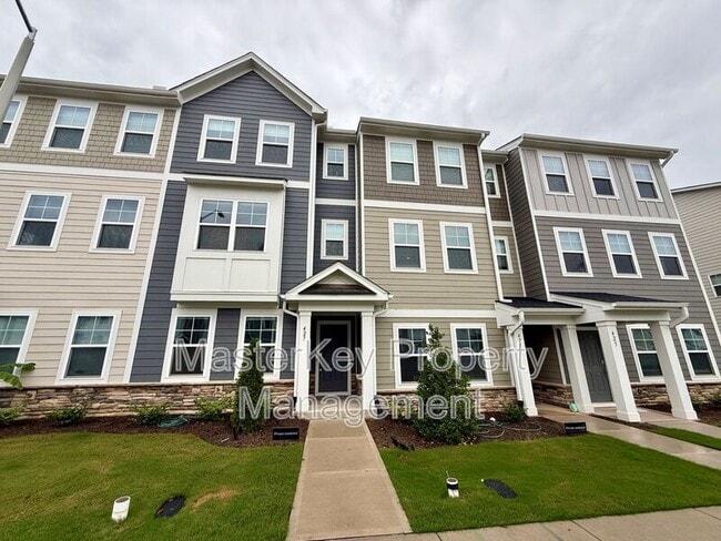 Primary Photo - 427 Deercroft Dr