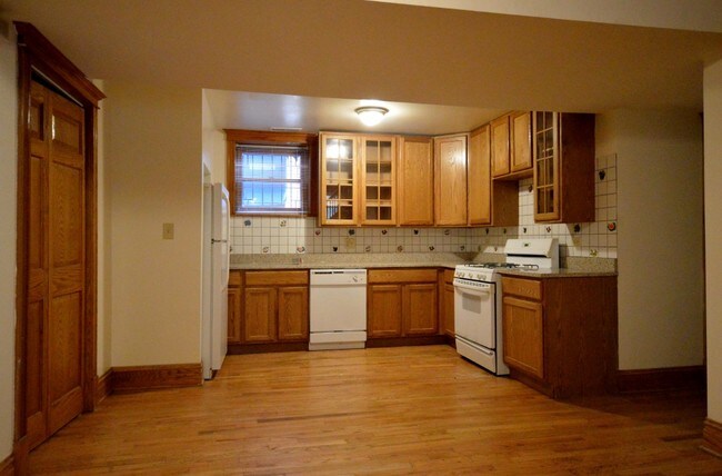 Floorplan - 3810 N. Greenview