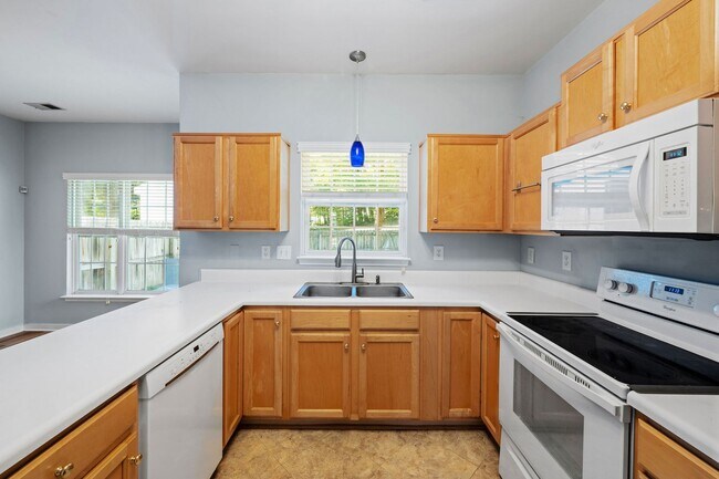 Building Photo - 5507 Millstream Ln