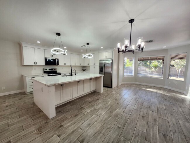 Building Photo - Charming Chandler Home in Quiet Cul-de-Sac — Huge Lot & 3 Bedrooms!