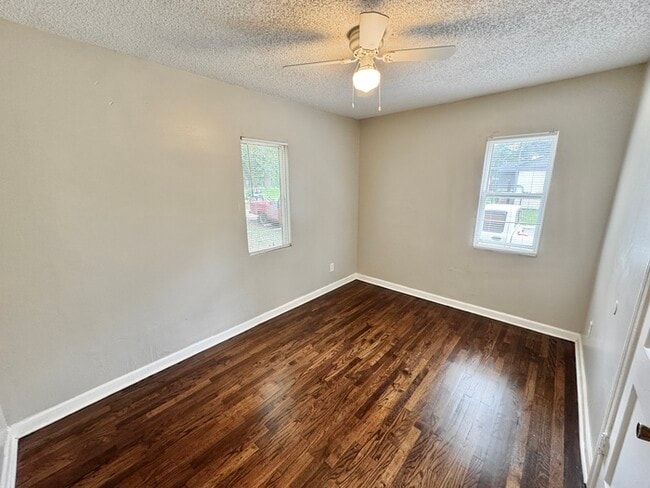 Building Photo - 3835 Berkshire Ave