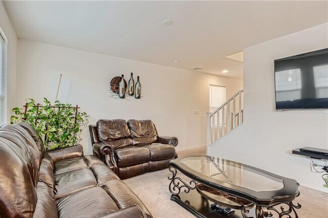 Building Photo - 3638 Via Margarita Ave