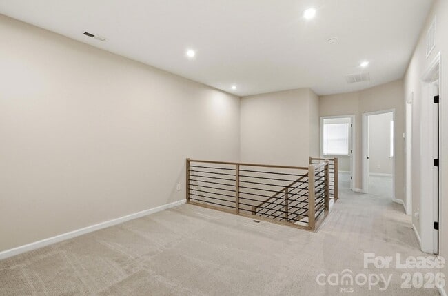 Building Photo - 615 Myrick Aly