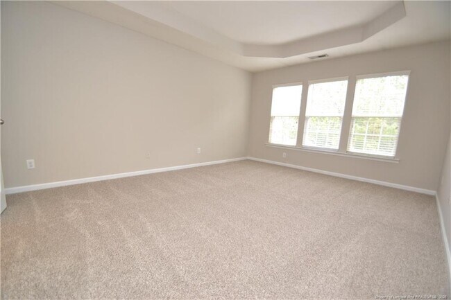 Building Photo - 7830 Clover Creek Ct
