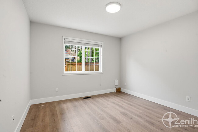 Building Photo - 2348 NW 45th Ave