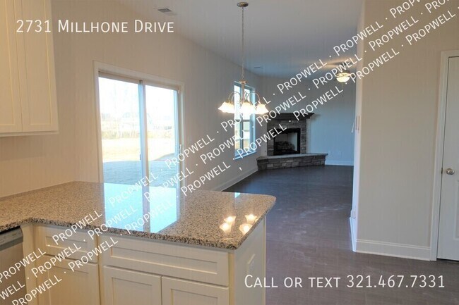 Building Photo - 2731 Millhone Dr