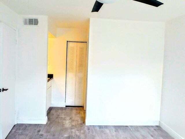 Building Photo - 1743 Village Blvd