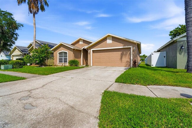 Building Photo - 29417 Crossland Dr