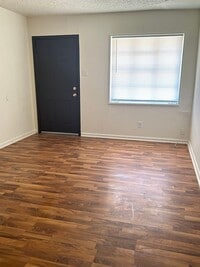 Building Photo - 3362 SW Brendan Ave