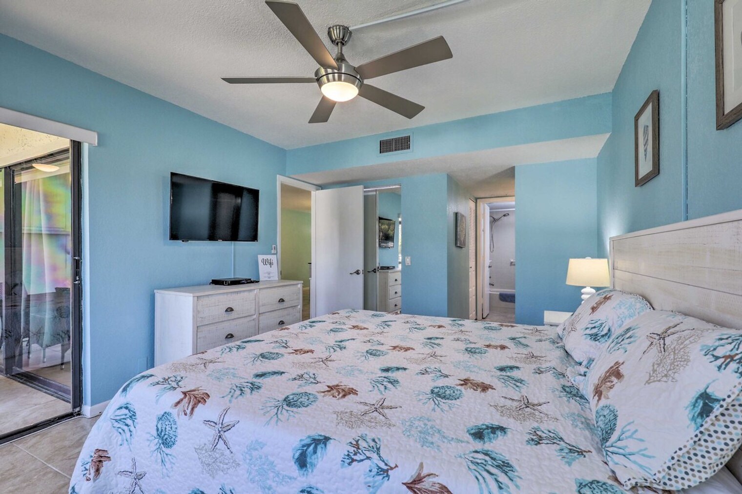 Building Photo - 6372 Palma Del Mar Blvd S