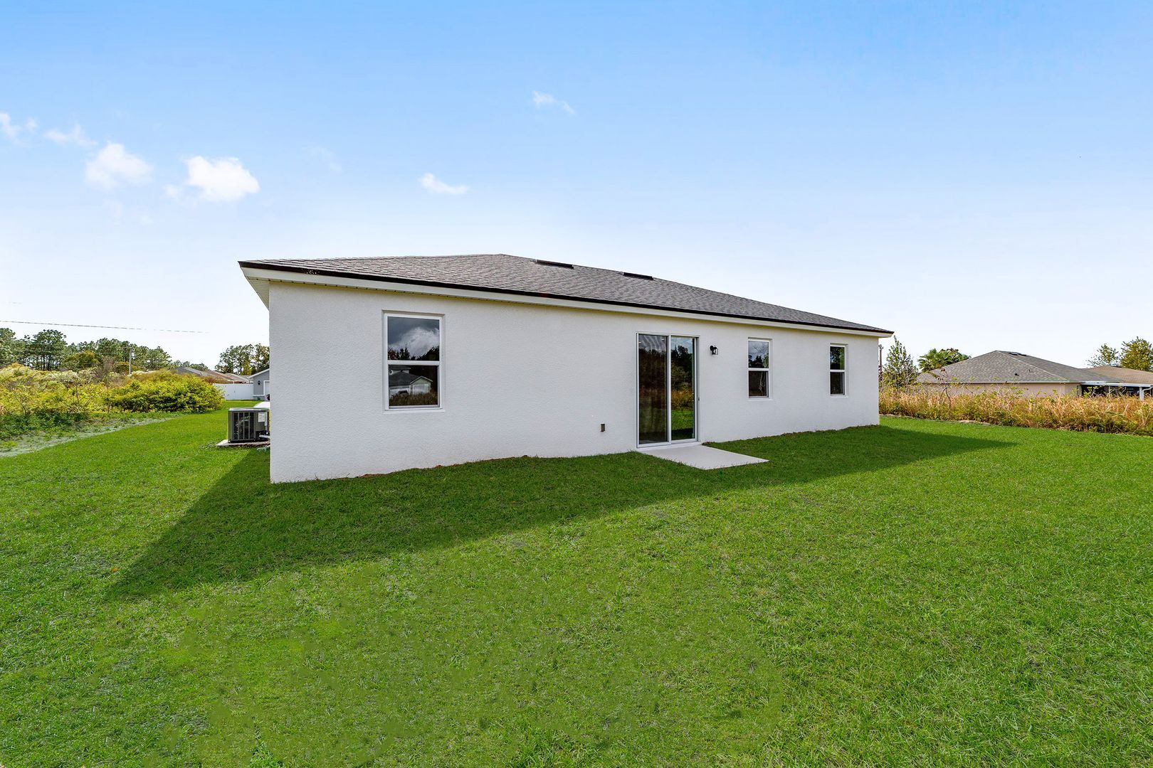 Building Photo - 15890 SW 55th Ave Rd