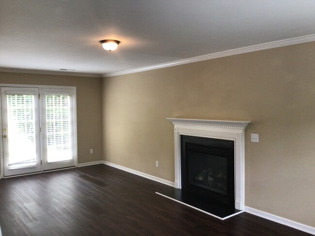 Building Photo - 423 Harvest Pine Road