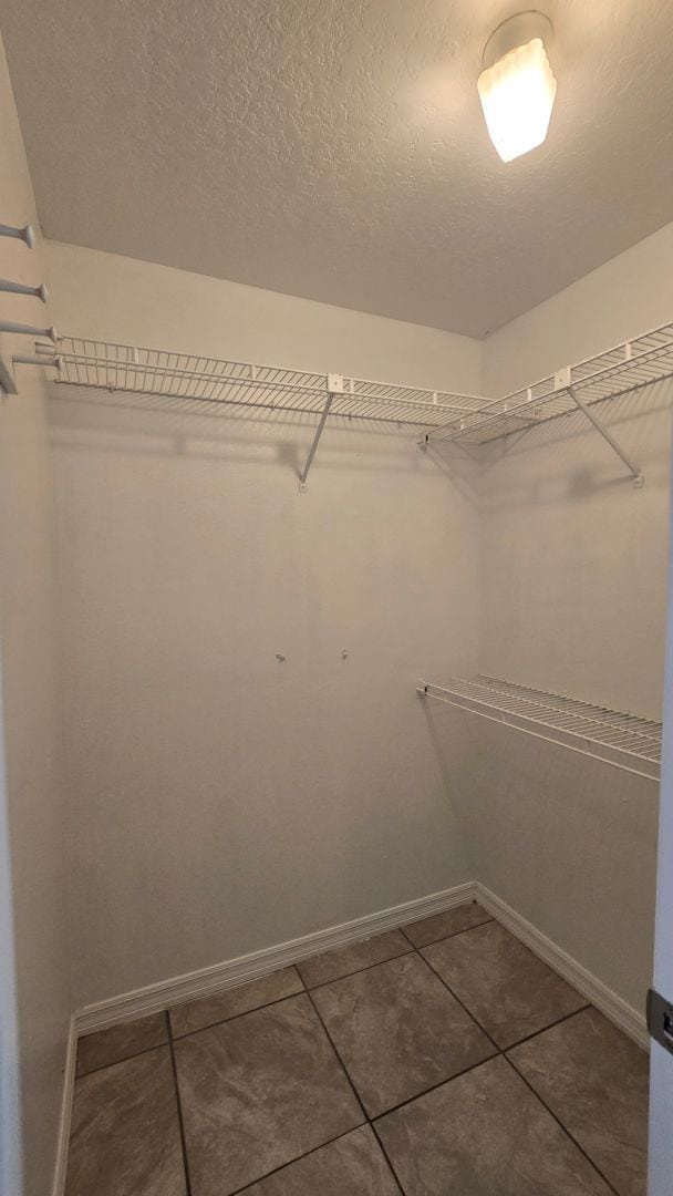 Building Photo - 3 Bed, 2 Bath, 1 Car garage.