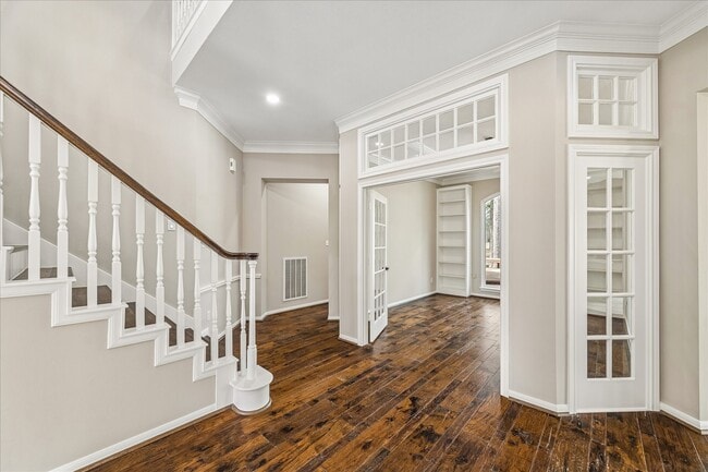 Building Photo - 123 N Concord Forest Cir