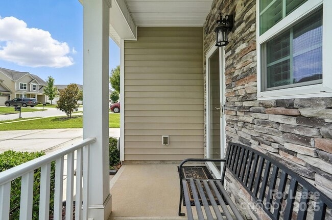 Building Photo - 3827 Ernie Dr