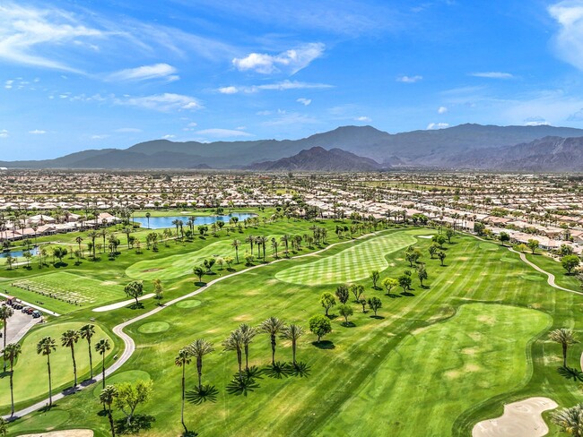 Building Photo - 44085 Royal Troon Dr