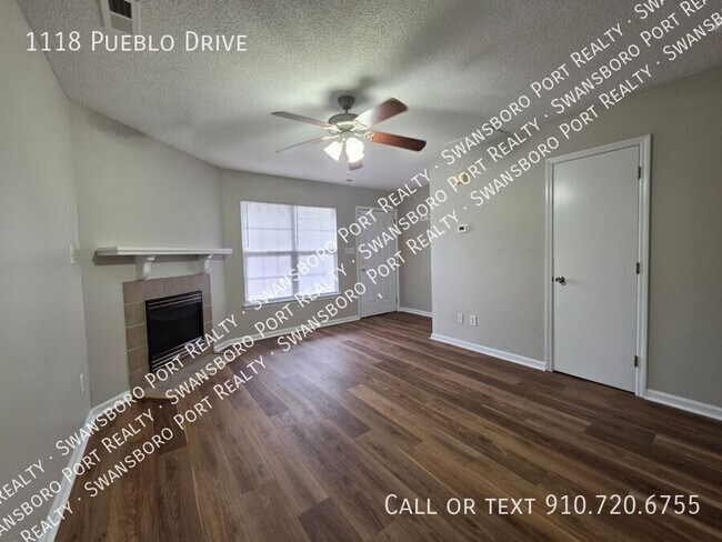 Building Photo - 1118 Pueblo Dr