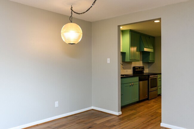 Building Photo - 4406-4410 Granbury TriPlex