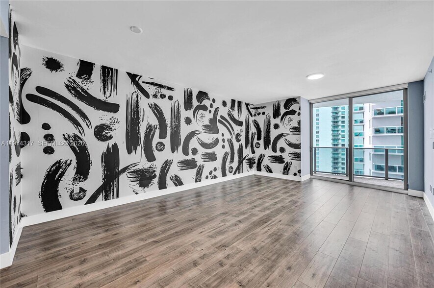 Building Photo - 488 NE 18th St