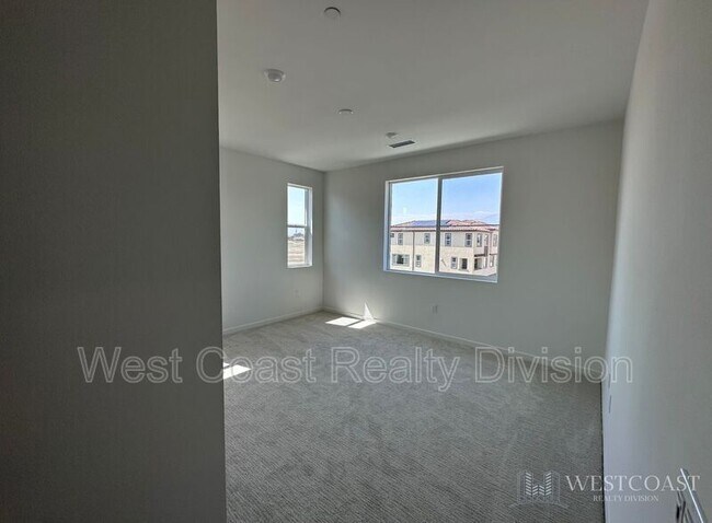 Building Photo - 5954 Catskills Ct
