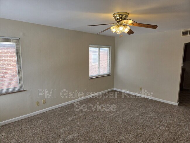 Building Photo - 7772 Stillwell Rd