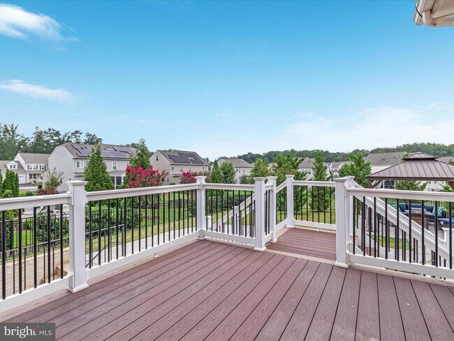 Building Photo - 6684 Muir Dr