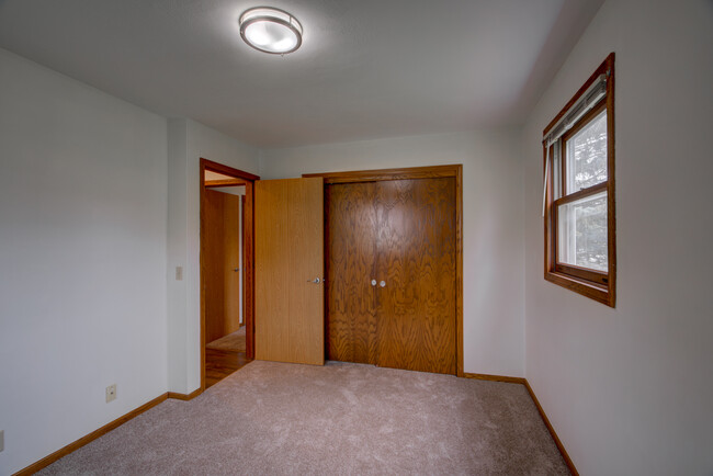 Back Bedroom - 2124 Purvis Ave