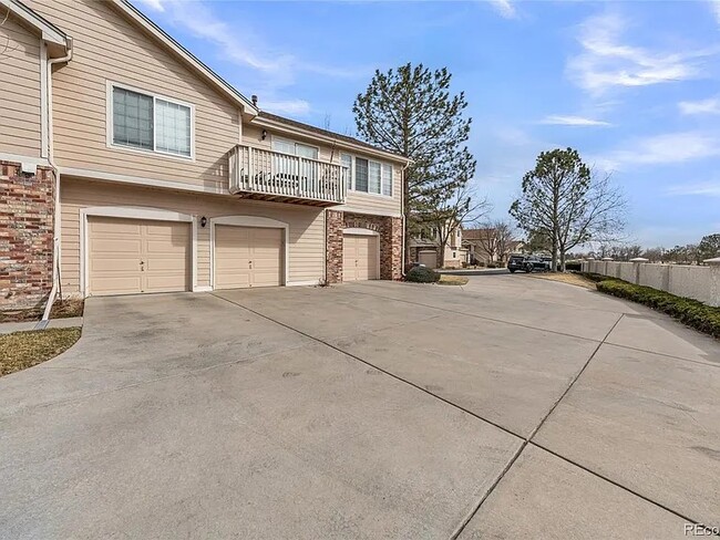 Building Photo - 7700 W Grant Ranch Blvd