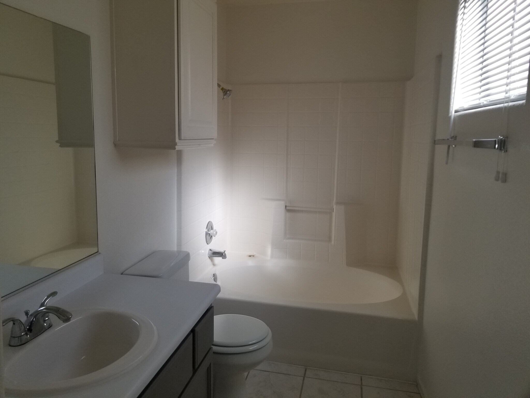 Building Photo - 6109 Crockery St