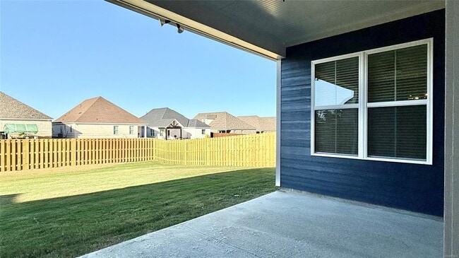 Building Photo - 9592 Dakota Dr