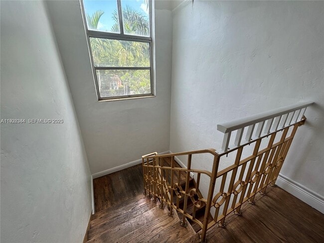 Building Photo - 900 Jefferson Ave