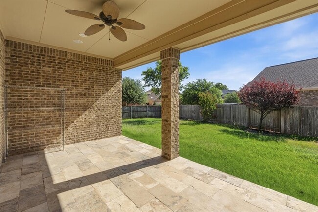 Building Photo - 2508 Hilltop Divide Ln