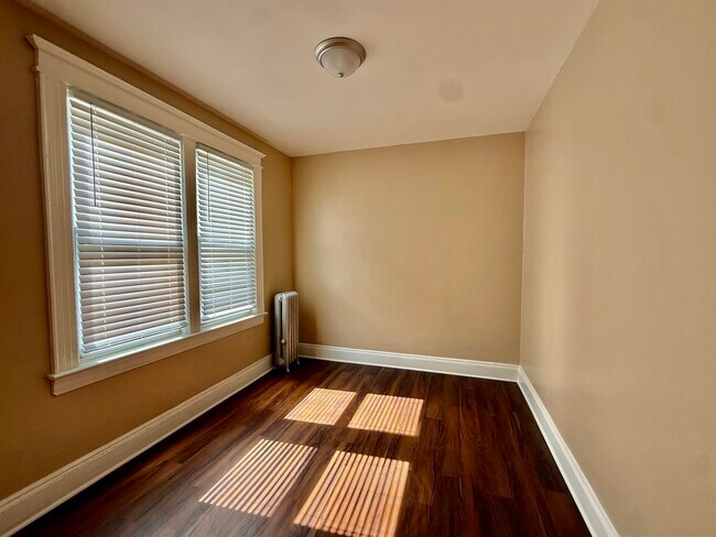 Building Photo - 7 Obrien Ct