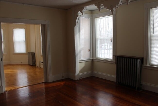Building Photo - 121 Winter St