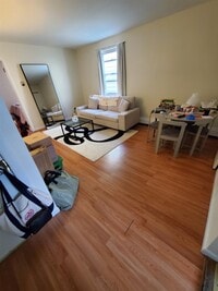 Building Photo - 16 Mechanic St