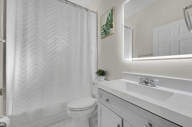 Building Photo - 13620 Folkestone Ct