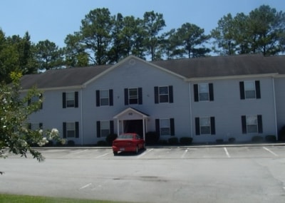 Primary Photo - The Pines at Lake Road